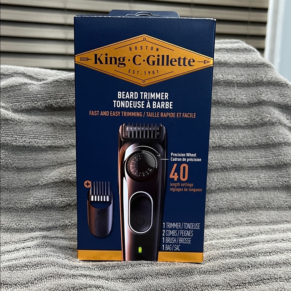 King C. Gillette Precision Beard Trimmer - Black and Silver